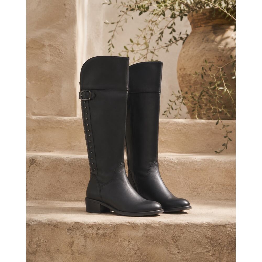 VINCE CAMUTO Womens Size 6 Studded Back Knee High Black Leather Riding Boots